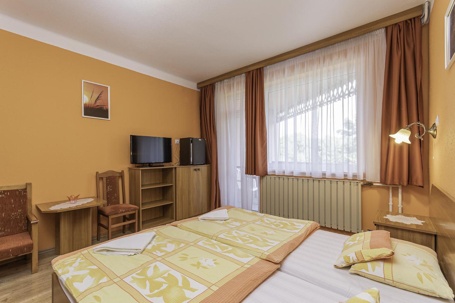 Hableany Hotel Тисафюред Экстерьер фото